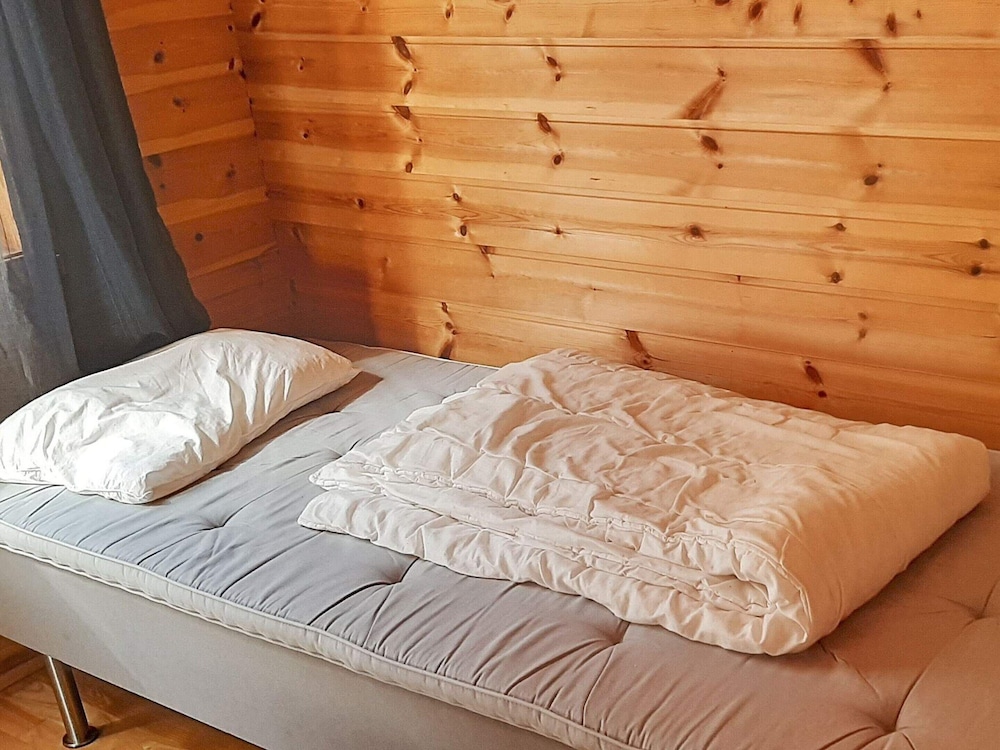 7 Person Holiday Home in Sjernaroy view 5