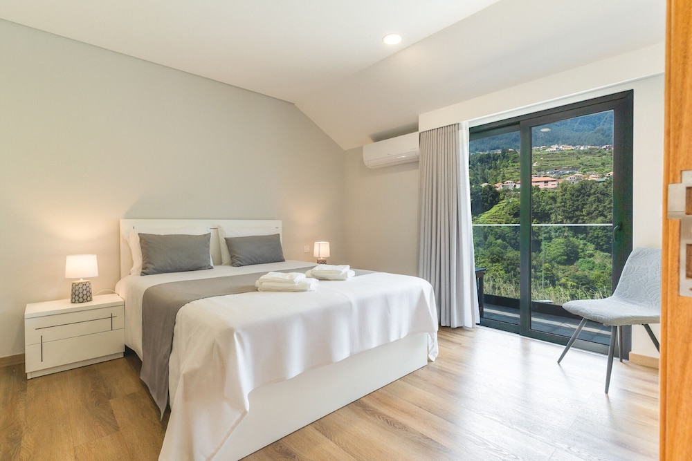 Villa Lorenzo by Atlantic Holiday