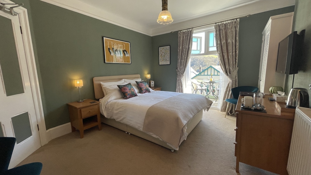 Lynton Vacations - Southcliffe Bed  Breakfast - Property Image 90
