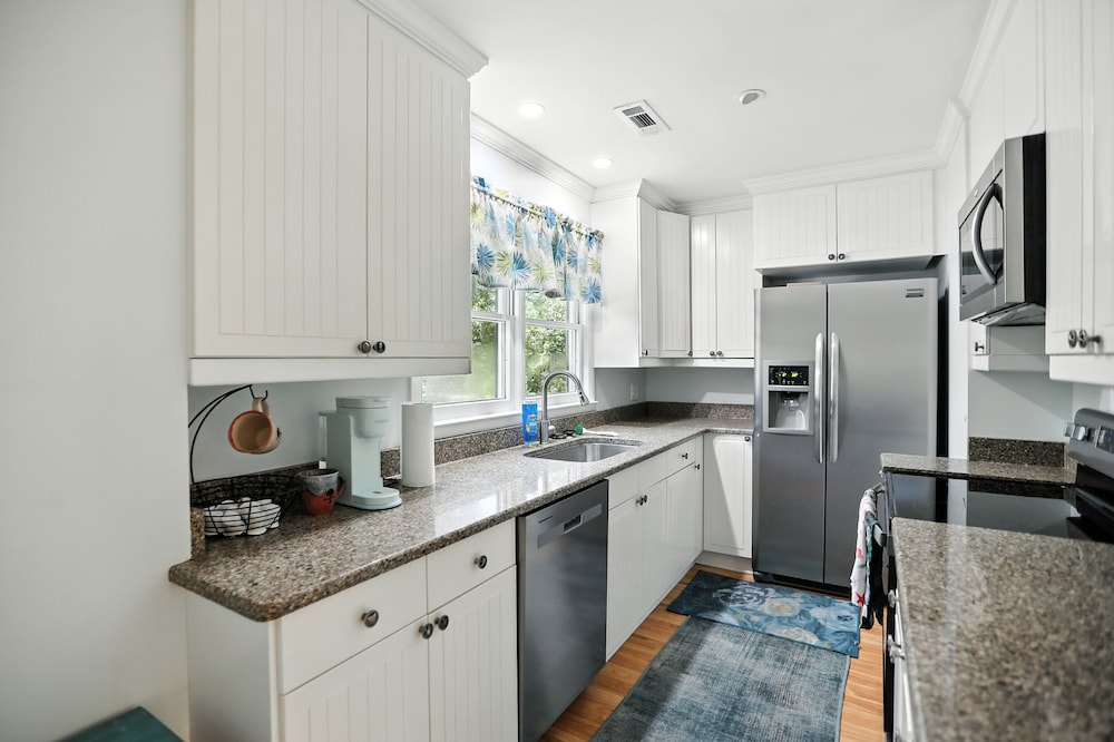 Charming Seabrook Island Retreat 3 Bedroom Home
