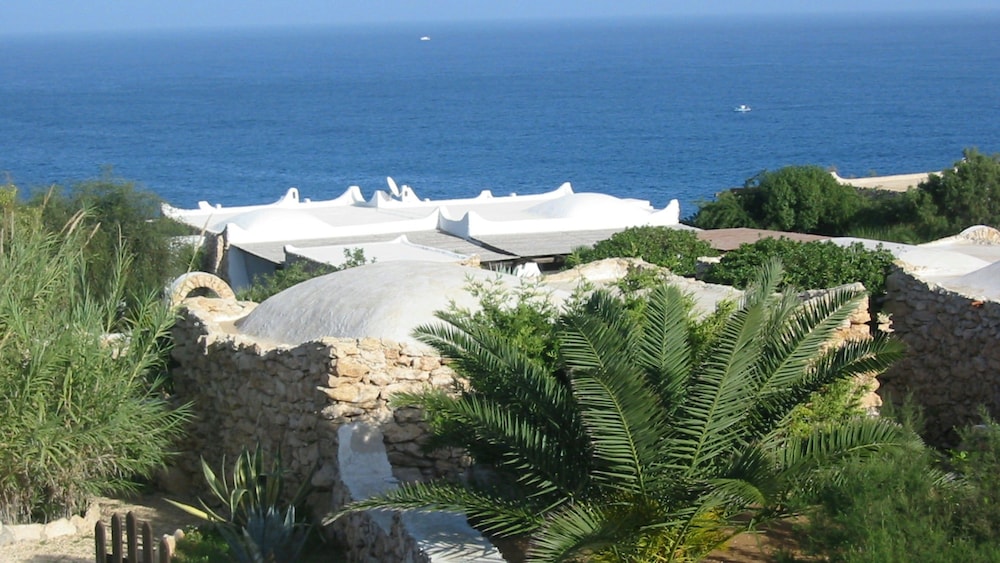 Albergo I Dammusi Di Borgo Cala Creta