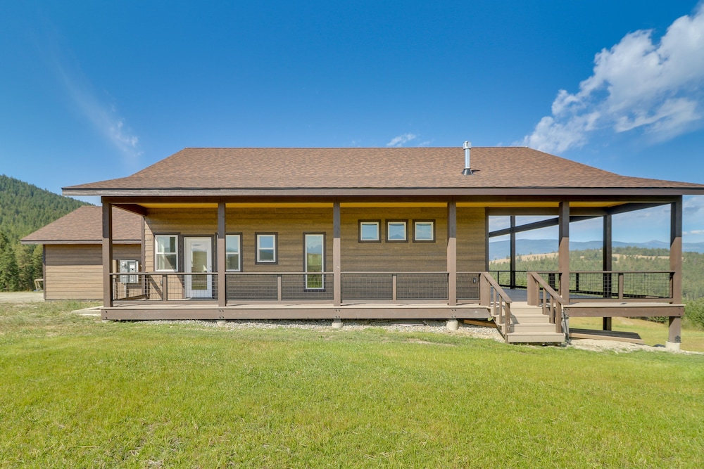 Mountain & Lake View Rexford Estate on 28 Acres! view 3