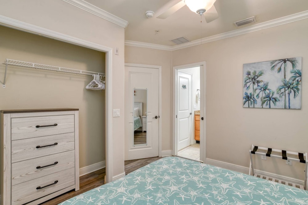 Ocean Reef #102