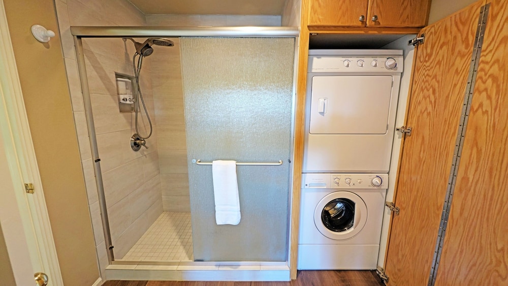 Mt Bachelor Village 331 A 1 Bedroom Condo