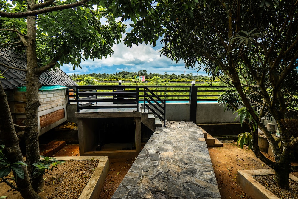 Yamu Lanka Inn