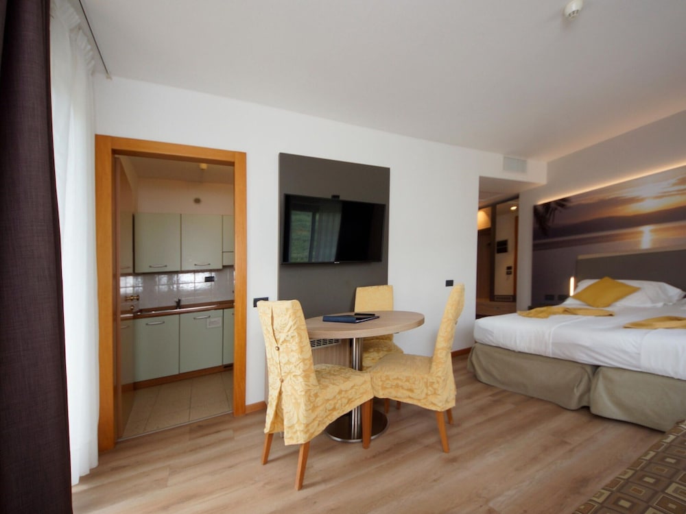 Apartment in Riva del Garda photo 2