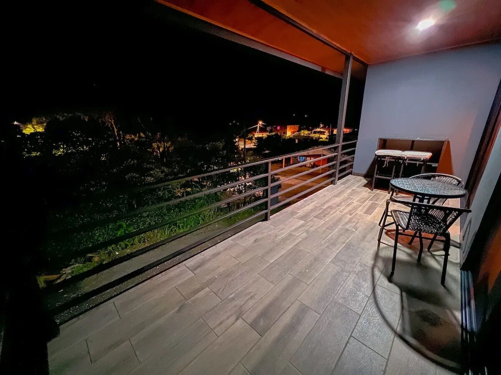 Monstera Apartments Monteverde