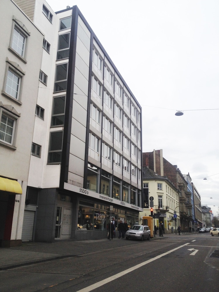 Business Hostel Wiesbaden ONE