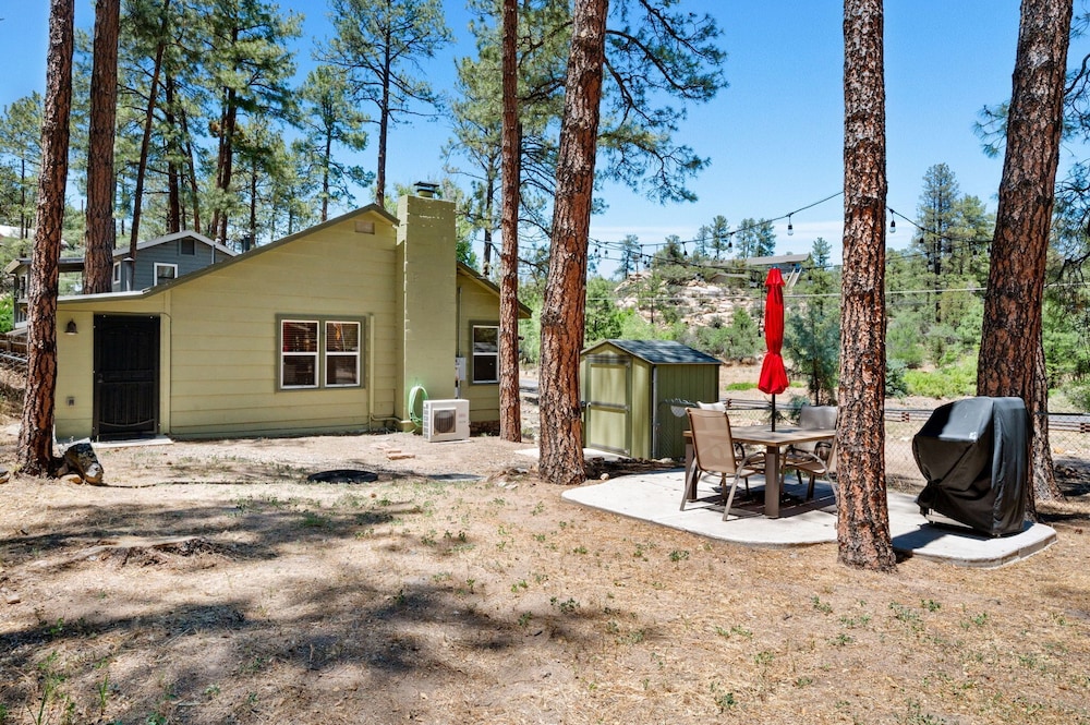 Prescott Mountain Pines Cabin