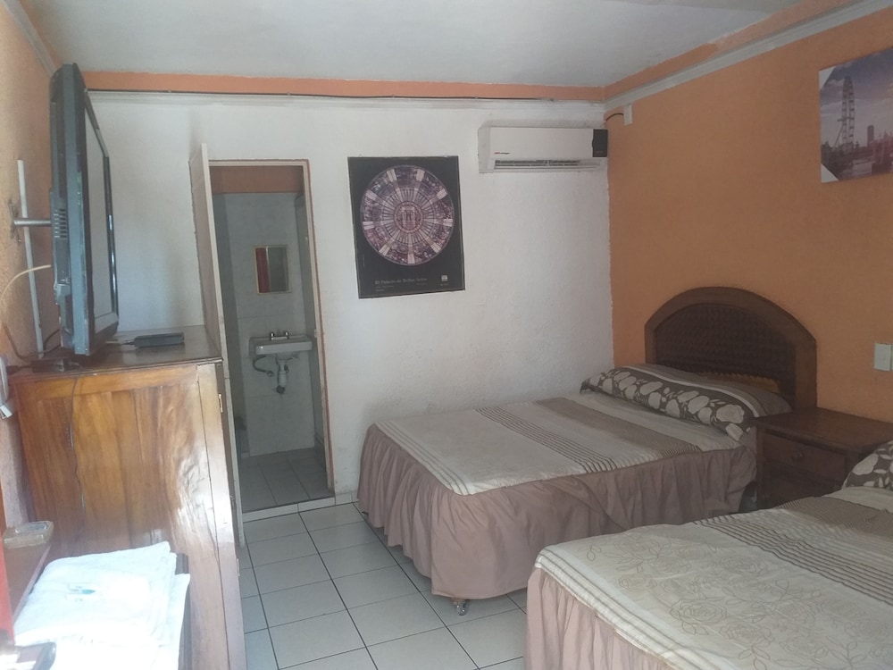 Colima Vacations - Hotel Rio Colima - Property Image 4