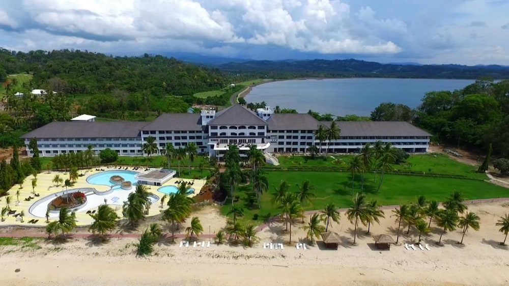 Hotel Casabaio Likupang Paradise Resort - Image 1