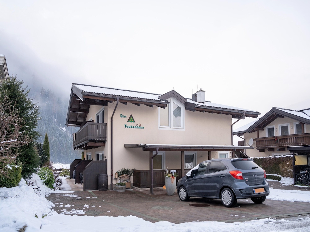 Garden Apartment Near Wildkogel Ski-lift