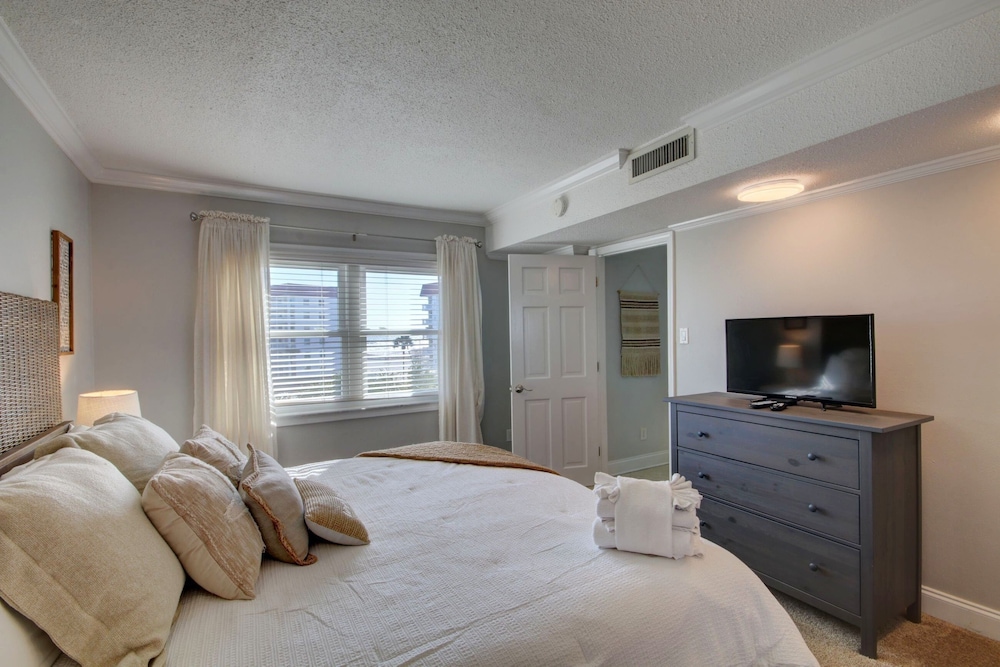 147 El Matador 2 Bedroom Home