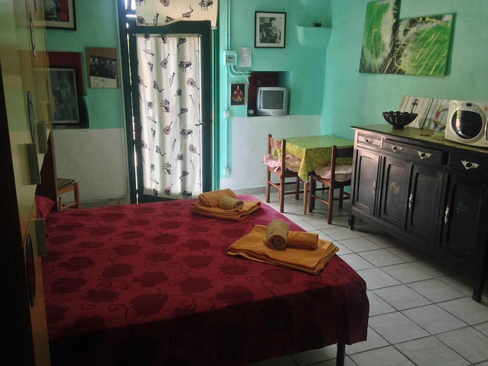 Photo 23