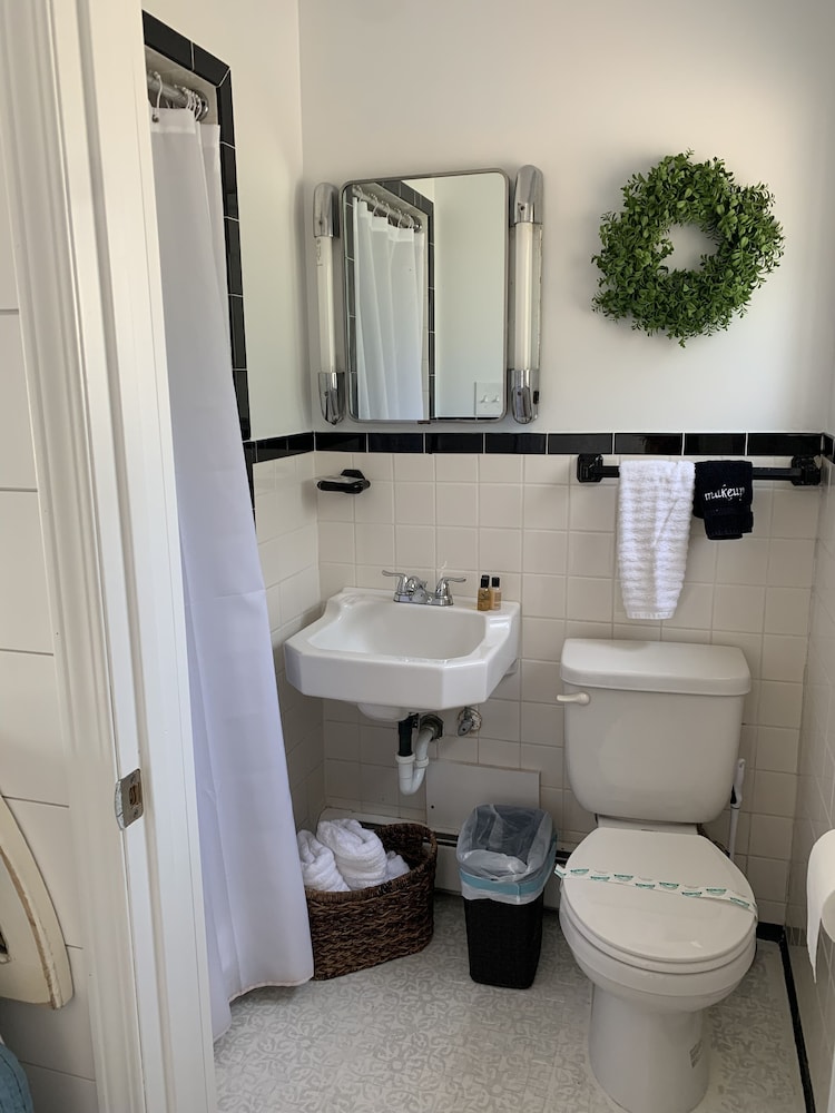 Grand Lake Resort - Property Image 16