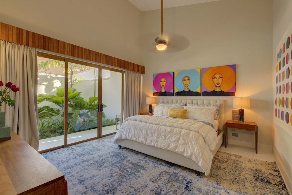 Clifftop Icon of Caribbean Luxury