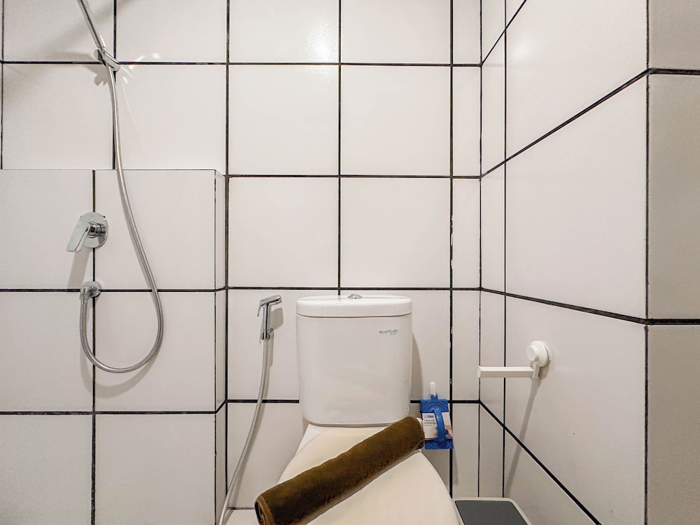 Minimalist Studio (No Kitchen) At The City Square Surabaya Apartment