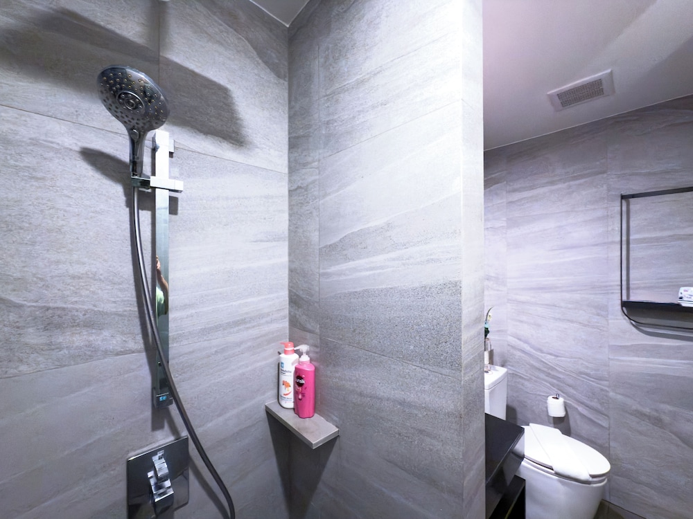 Luxury 2 Bed Room Sea View With Large Bath Tub In Balcony