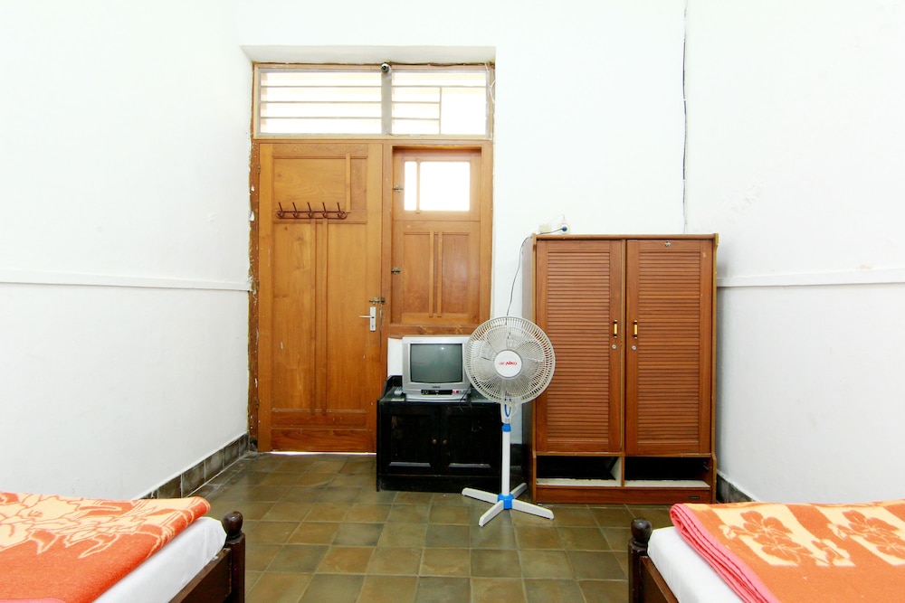 Photo 10