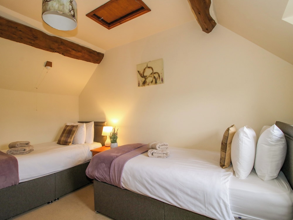 Wilstone Cottage