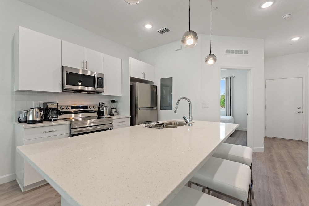 Harmony Haven Boutique Townhome At Azzure Resort Near Disney By Shine Villas 6 Bedroom Townhouse