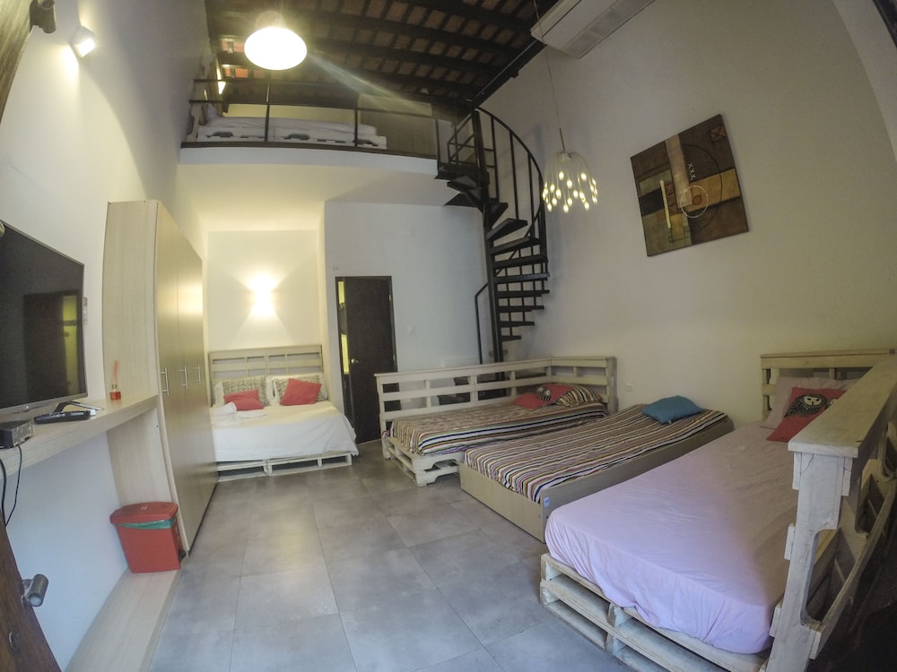 La Villana Hostel
