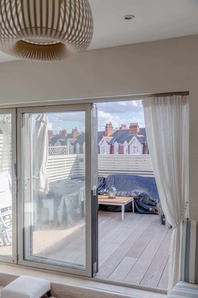 Airy & Modern 1BD Flat in Maida Vale