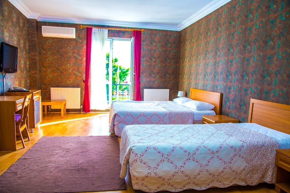 Azim Otel - Property Image 16