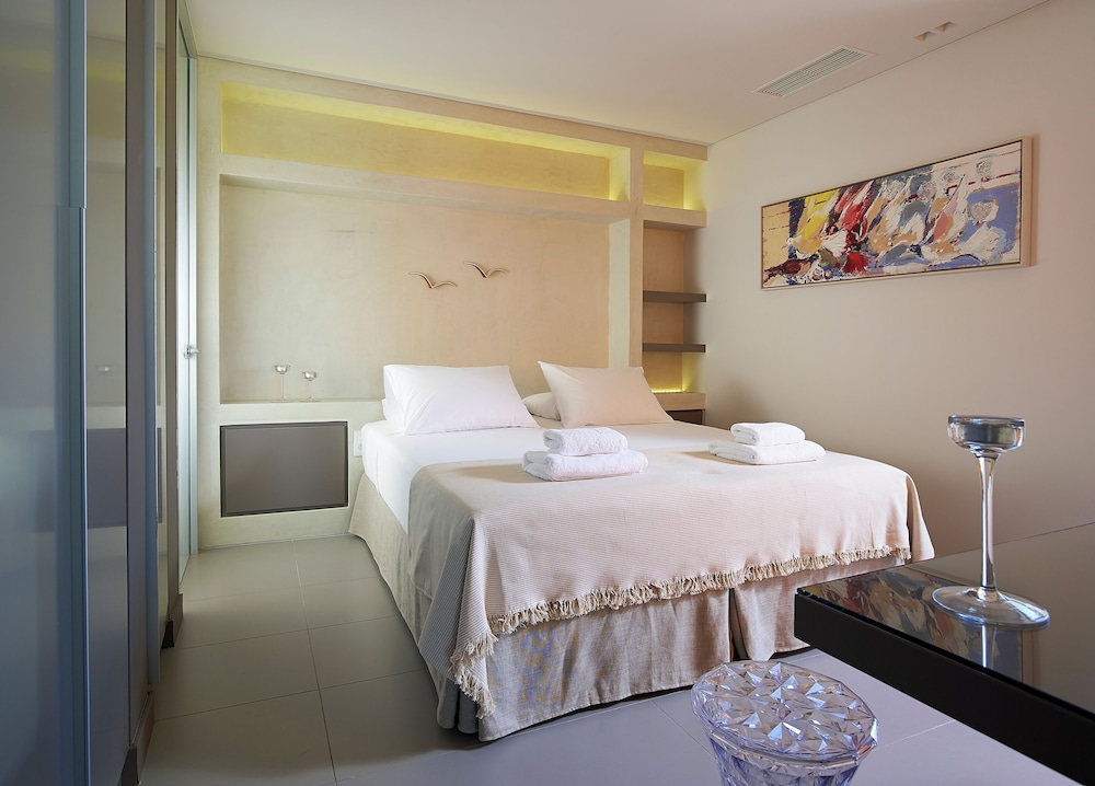 Youphoria Villas