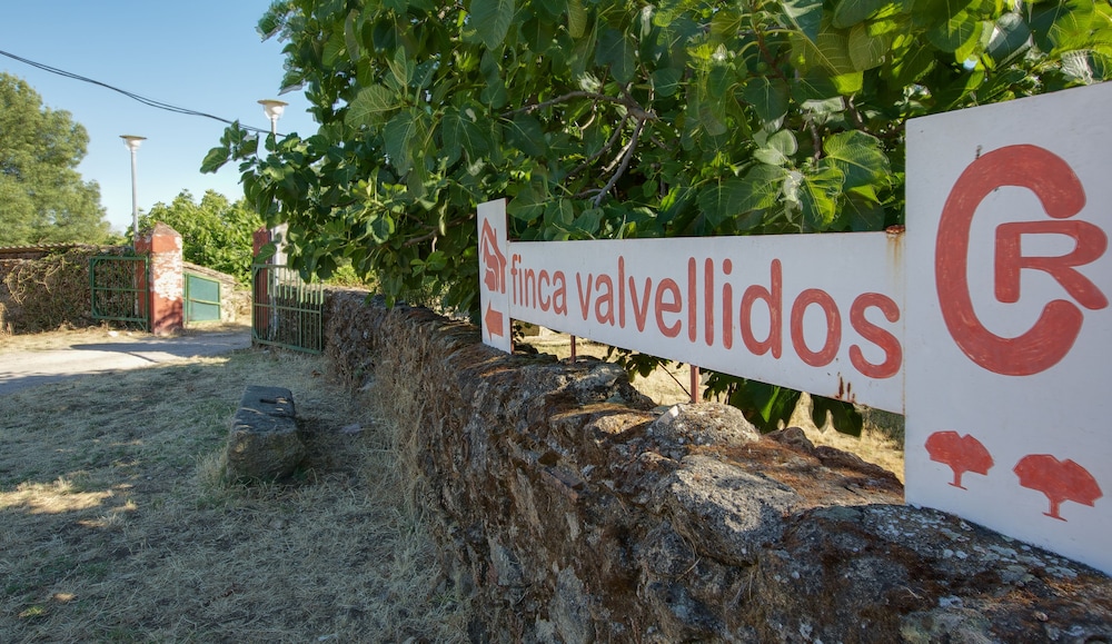 Complejo Rural Finca Valvellidos view 5