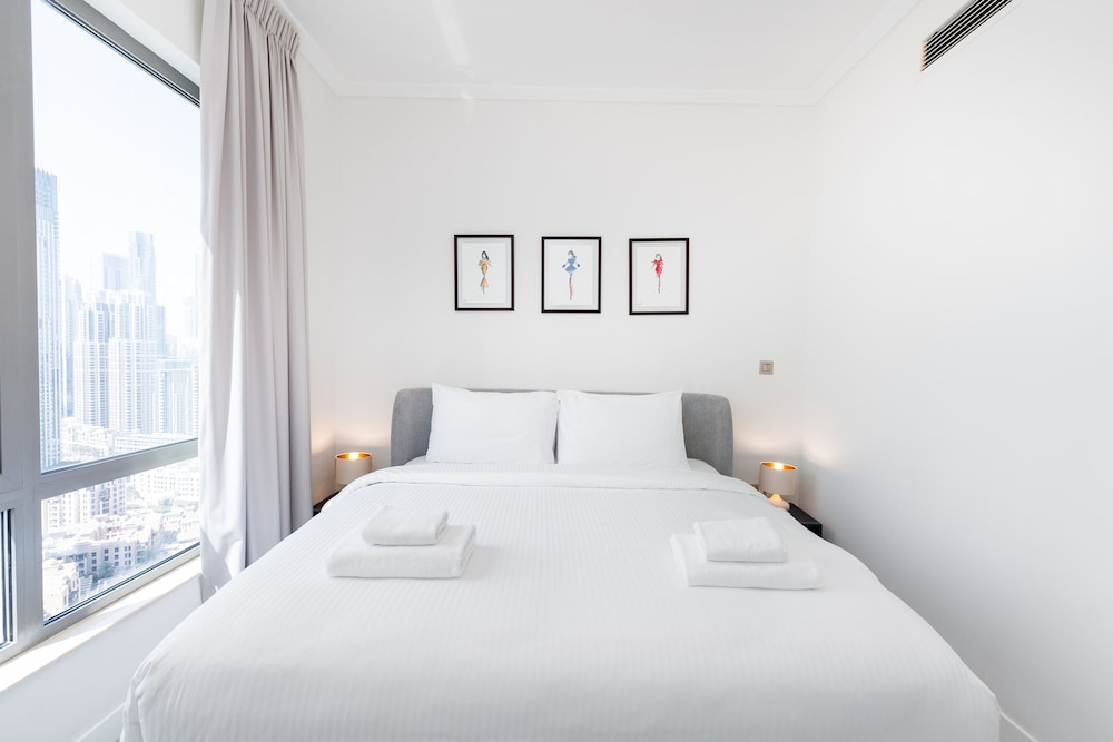 Sleek 3BR Maid s Room w Burj Khalifa View