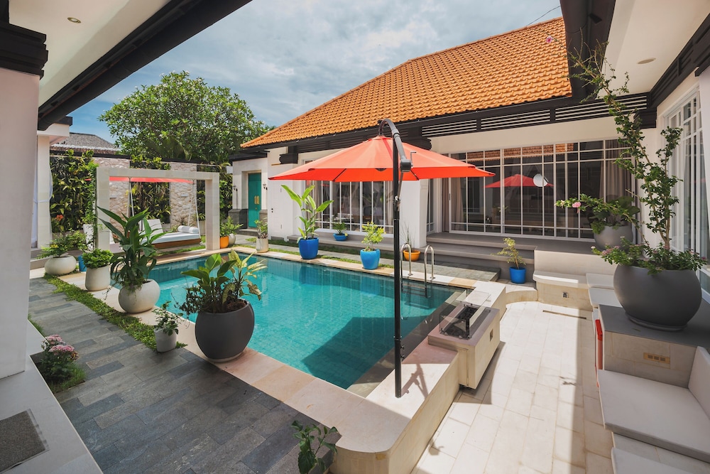 Xxtra Villa Seminyak