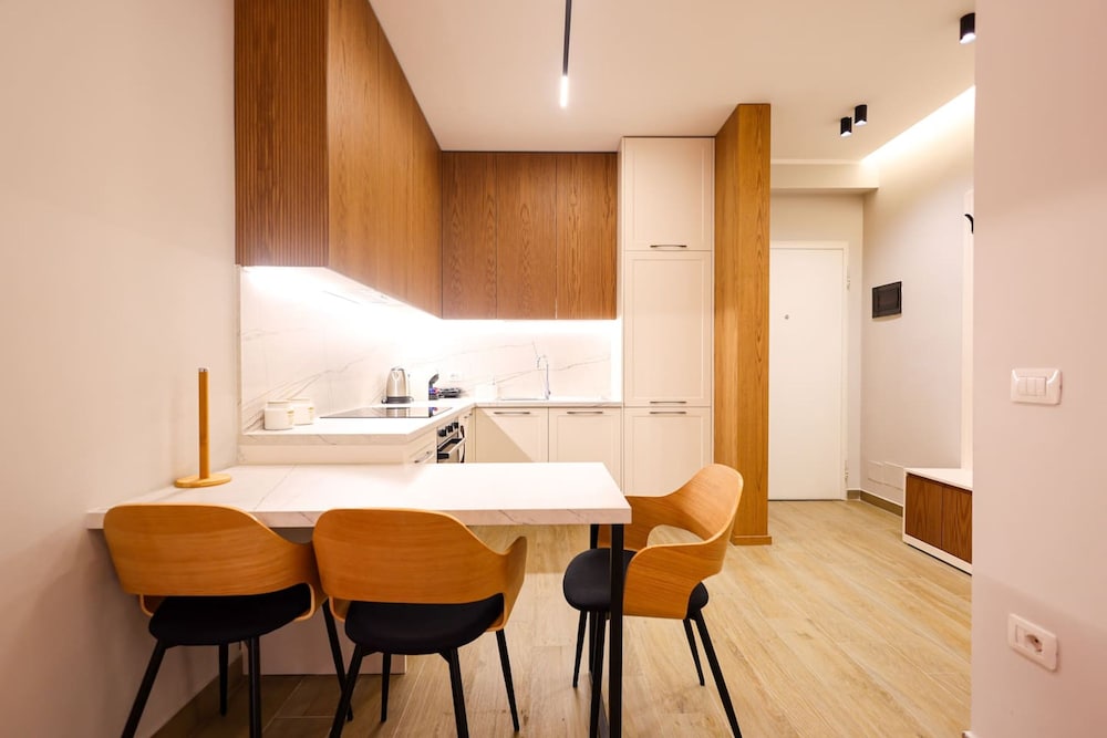 Grandstay Urban Two in Durr s