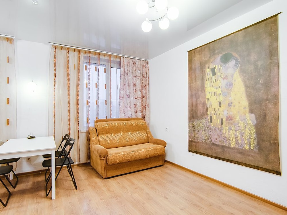 Aura Apartments