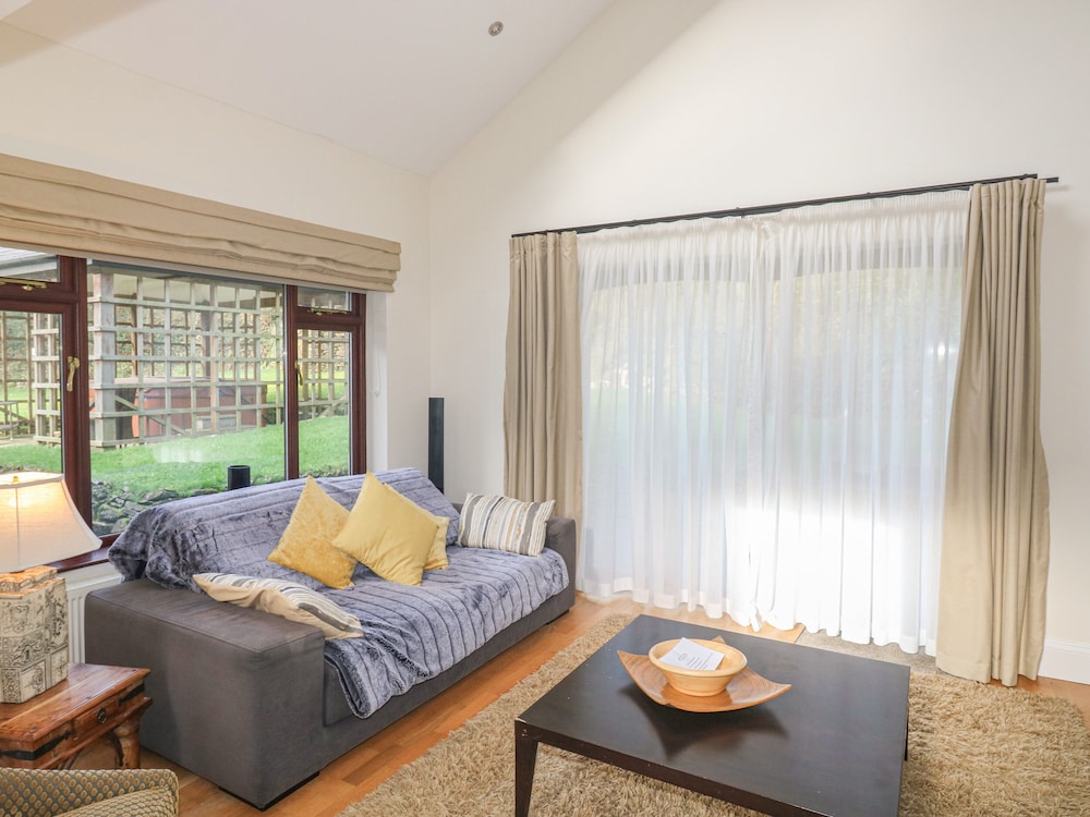 Cedar Lodge, photo 16