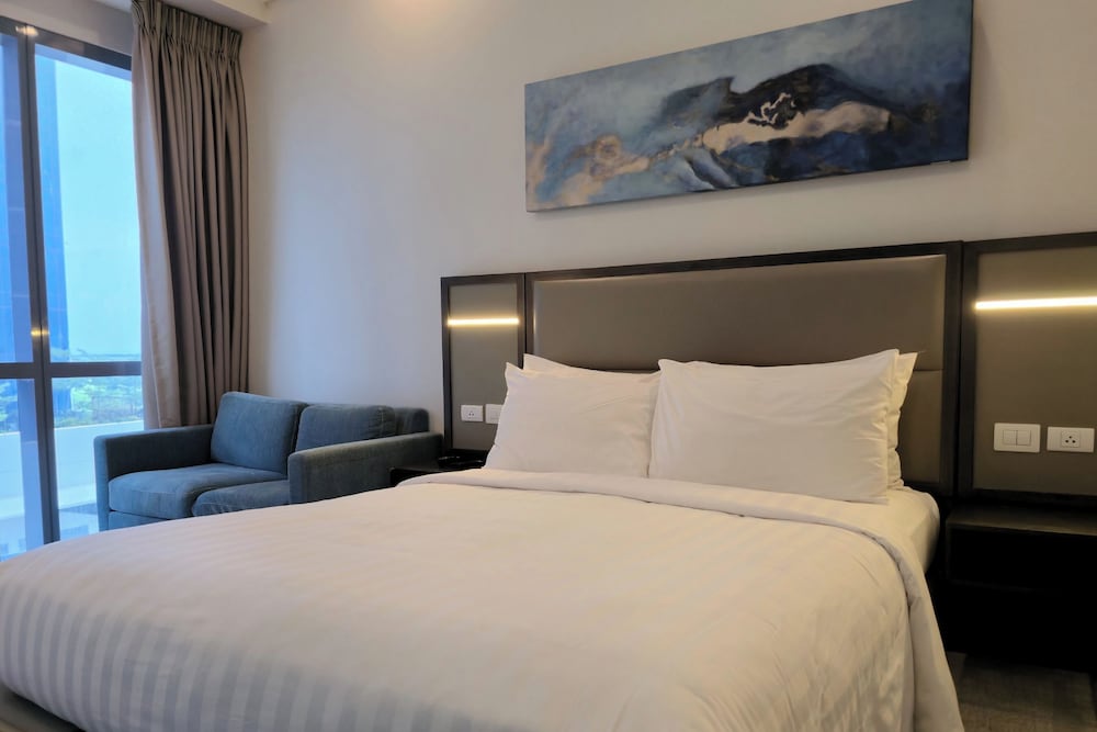 Resort-style Comfort Near Mactan Airport