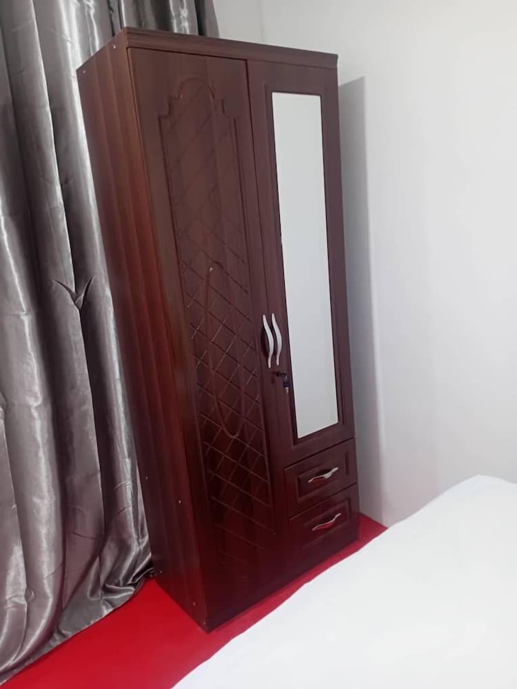 Regal Royal Suites