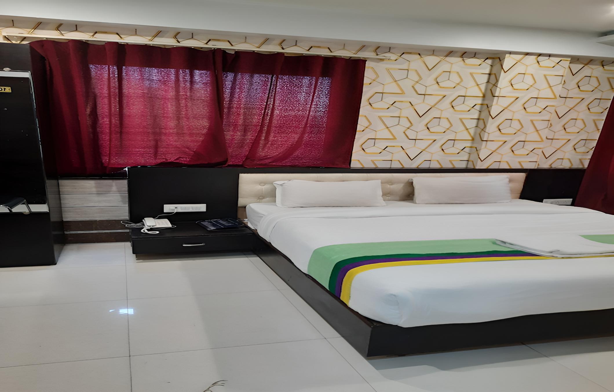 Hotel Choudhary International view 3