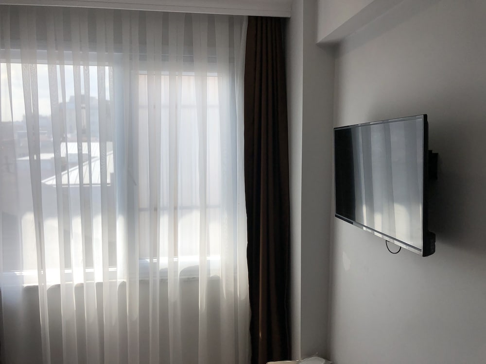 The Reina İstanbul - Image 35