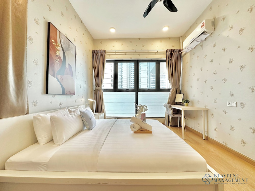 Country Garden Danga Bay Sea View Homestay by Stayrene