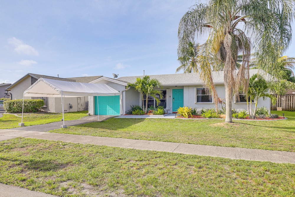 3 Mi to Sawgrass Mills: Home w/ Lanai & Game Area