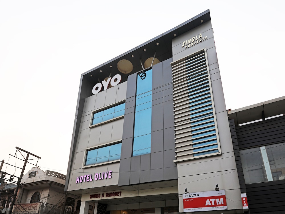 OYO 28017 Hotel Olive