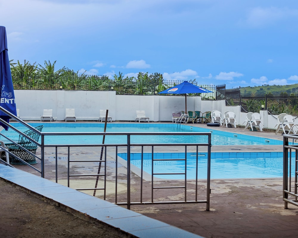 Acacia country Inn
