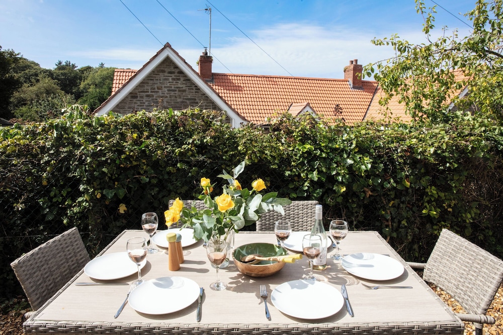Bro Tref Cottage