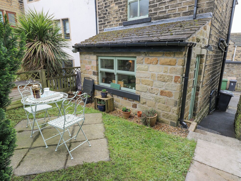Bumble Cottage