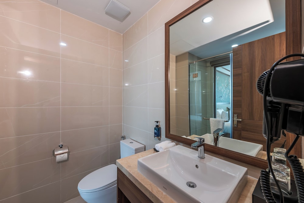 Grand Luxury Hotel Ninh Chu