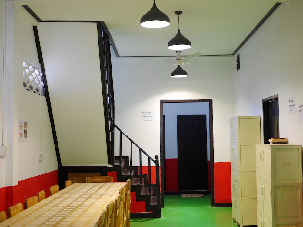 Y Not Laos Hostel