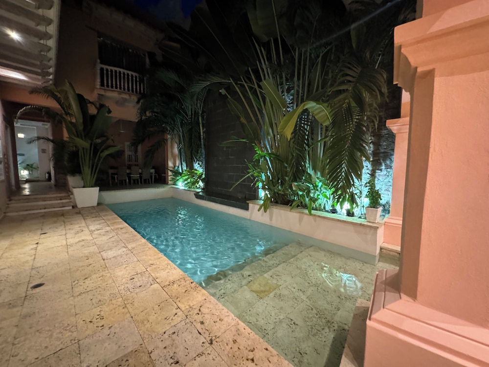 Upper House - Property Image 11