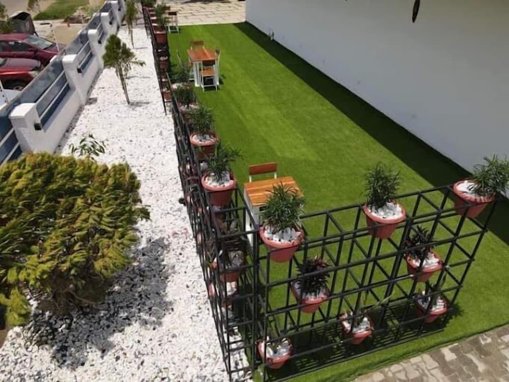 Smart Service Apartments
