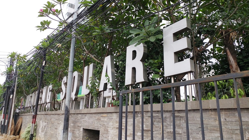 Stategic Studio Apartment at Menteng Square